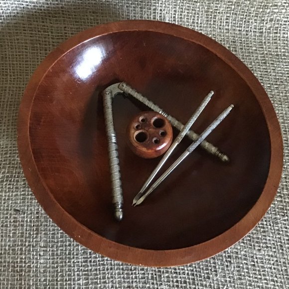 Vintage Wood Nut Bowl with Tools Baribocraft - Picture 3 of 6